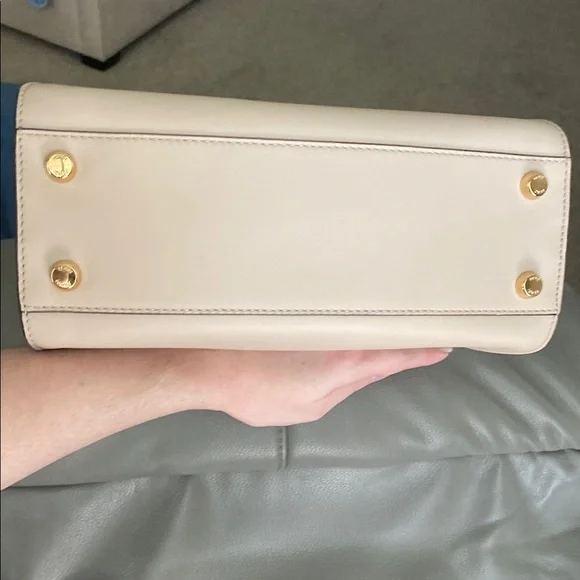 Fendi Cream Peekaboo Camellia Leather Bag - Picture 4 of 6